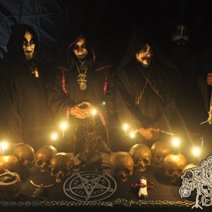 ETERNAL SACRIFICE: “arranjos sintéticos, nuances épicas e indumentárias visuais ‘únicas’”- Arte Metal