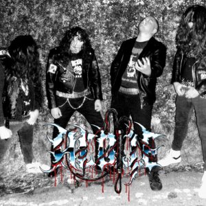 AÇOITE: Banda anuncia debut álbum para 2019 com layout desenvolvido pela FUG DESIGN