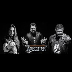 AXECUTER: “um deleite de metal tradicional, com riffs crus e vocais viscerais” – Heavy Metal Online