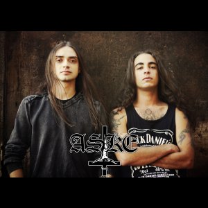 ASKE: Celebrando 10 anos de carreira em entrevista para o site Cultura em Peso, confira!