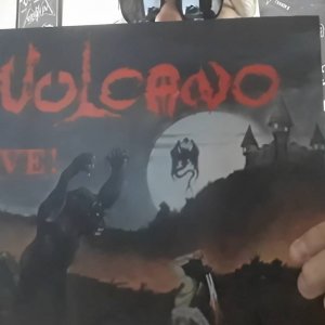 VULCANO: Clássico “Live” é destaque no ‘Discografia Comentada’, assista!