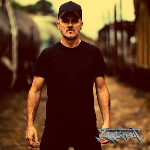 JUGGERNAUT: Banda anuncia desligamento do baixista Valda