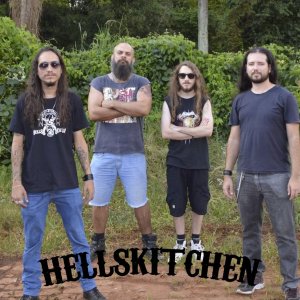 HELLSKITCHEN: “mostra ao que a banda veio” – Arte Metal