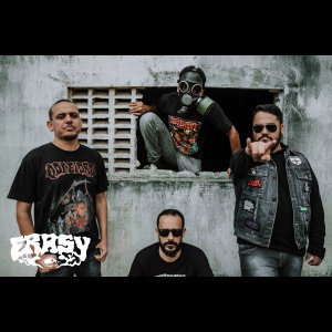 ERASY: Saiba como adquirir as novas camisetas oficiais da banda