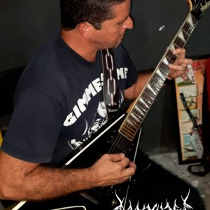 MALKUTH: Em novo vídeo, banda anuncia o retorno do guitarrista e cofundador Azazel