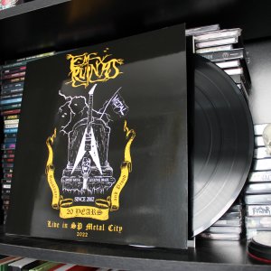EM RUÍNAS: Banda lança LP “Live in SP Metal City (2022)” com arte assinada pela FUG DESIGN — confira os detalhes!